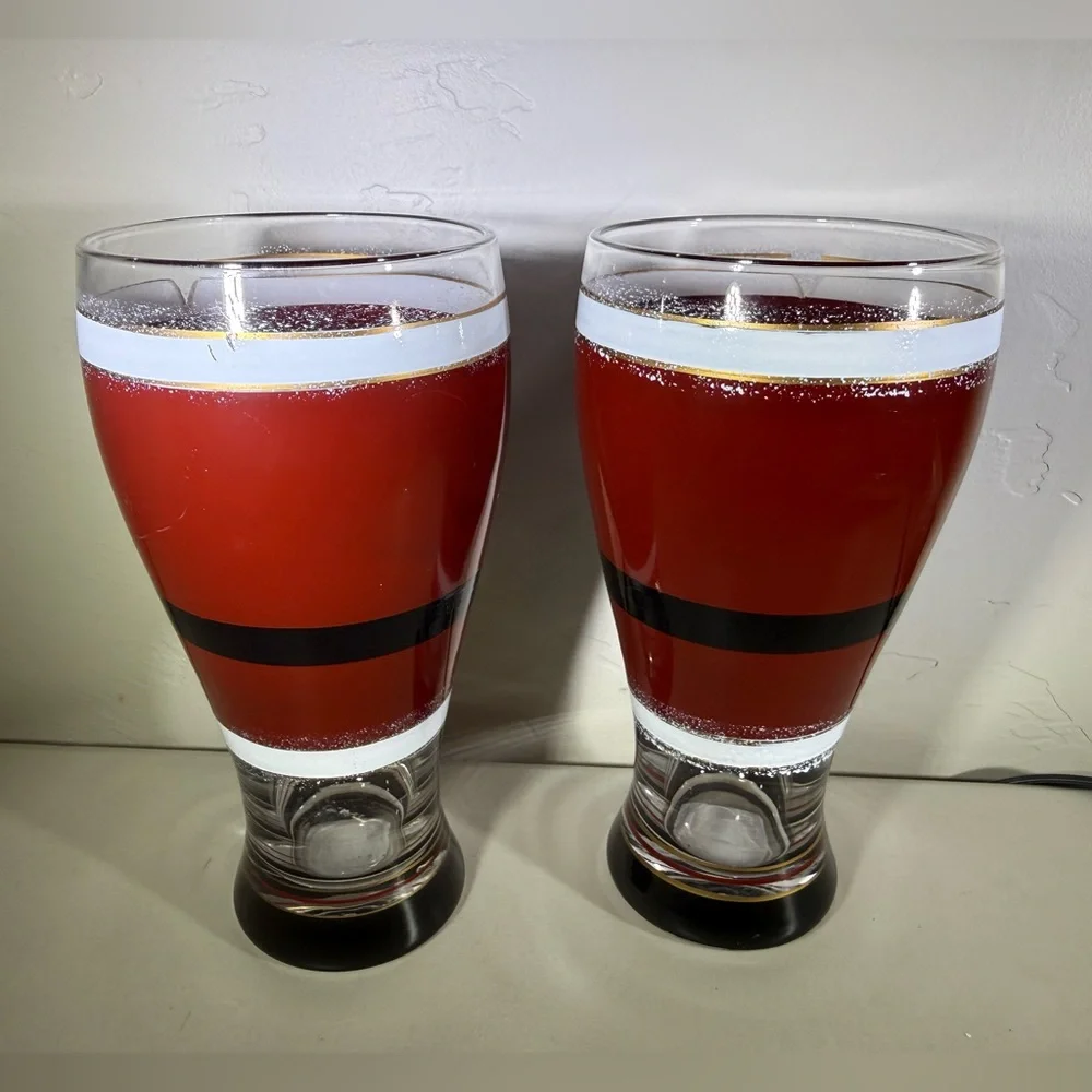 Pair Of Pier 1 Imports Christmas Glasses 20 fl oz Hand Painted‎ Santa